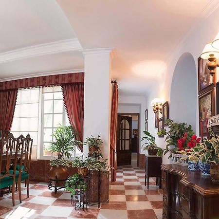 Bed and Breakfast Boutique House Lujopobre Montilla Exterior foto