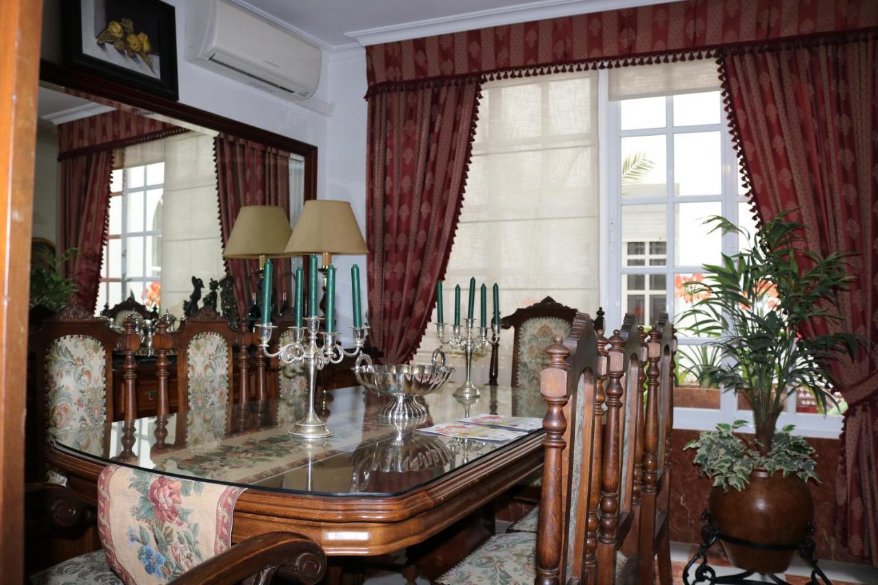Bed and Breakfast Boutique House Lujopobre Montilla Exterior foto